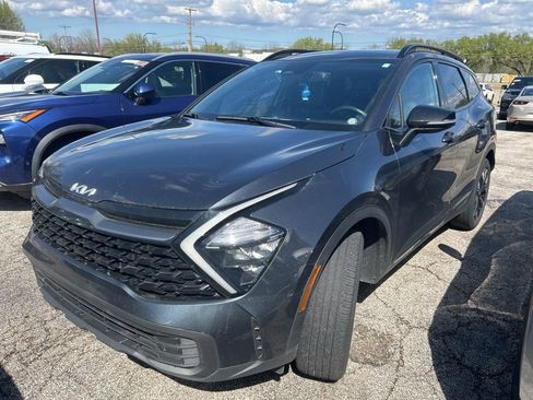 Used 2023 Kia Sportage X-Line w/ X-Line Premium Package image 3