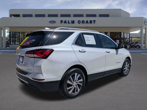 Used 2024 Chevrolet Equinox Premier image 3