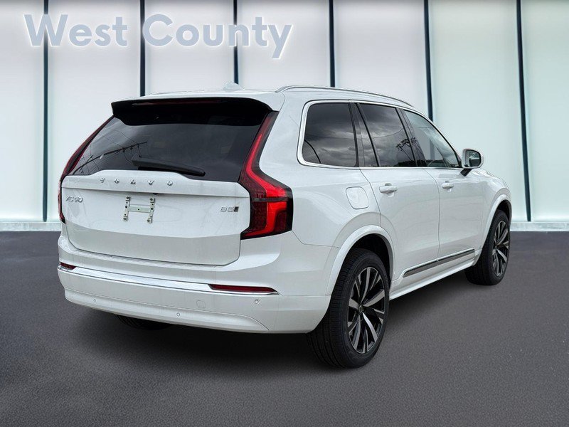 New 2027 Volvo XC90 B5 Core AWD/4WD image 3