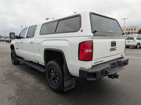 Used 2018 GMC Sierra 3500 SLT image 31