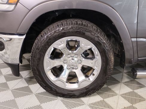Used 2022 RAM 1500 Laramie AWD/4WD image 18