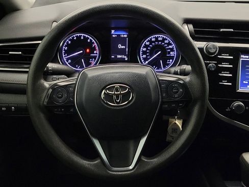 Used 2020 Toyota Camry LE image 22