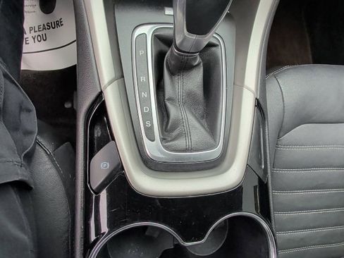 Used 2014 Ford Fusion SE w/ Equipment Group 202A FWD image 22