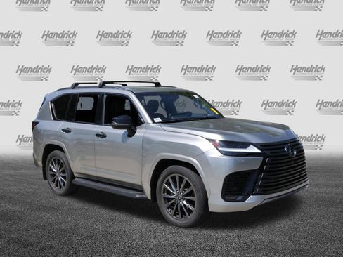 Used 2022 Lexus LX 600 4WD w/ Appearance Package image 2