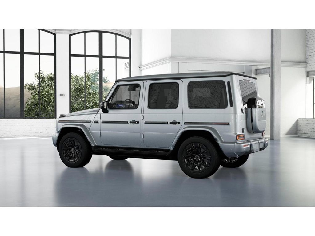 Certified 2025 Mercedes-Benz G 580 w/ EQ Technology image 31