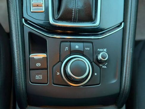 Used 2018 MAZDA CX-5 Sport AWD/4WD image 16