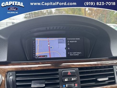 Used 2013 BMW 328i Convertible image 30