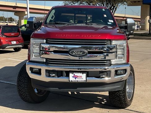 Used 2018 Ford F250 Lariat w/ Lariat Ultimate Package image 3