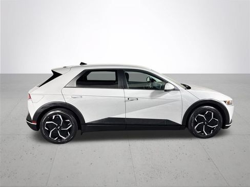 Used 2024 Hyundai Ioniq 5 SEL RWD image 5