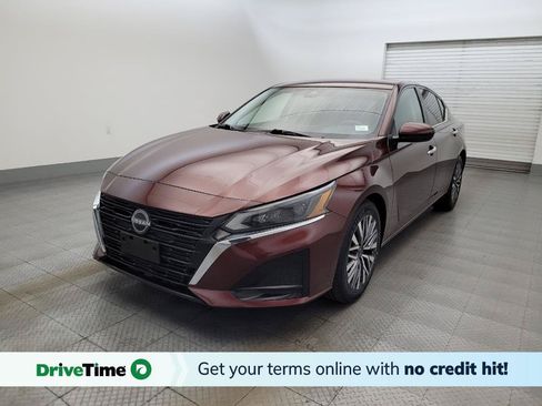 Used 2023 Nissan Altima 2.5 SV FWD image 1