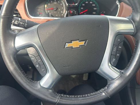 Used 2017 Chevrolet Traverse Premier w/ LPO, 'HIT The Road' Package AWD/4WD image 4