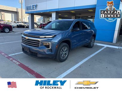 Used 2024 Chevrolet Traverse LT
