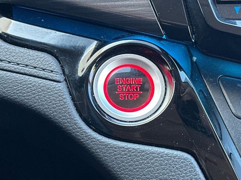 Certified 2024 Honda Odyssey Elite image 34