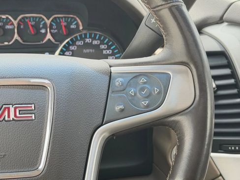 Used 2019 GMC Yukon XL SLT w/ Open Road Package RWD image 22