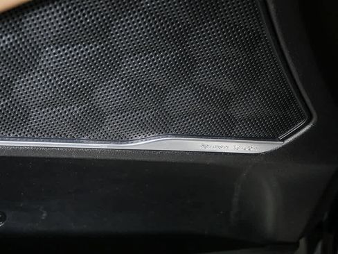 Used 2023 Hyundai Santa Fe Calligraphy w/ Cargo Package image 7