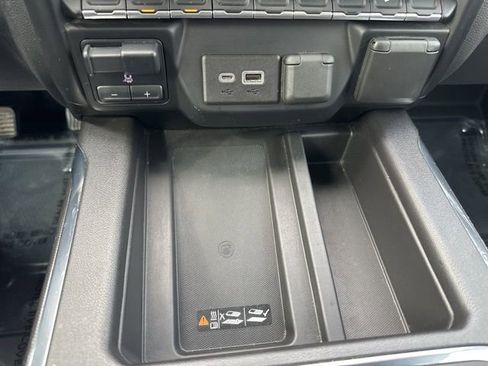 Used 2022 GMC Sierra 1500 AT4 w/ AT4 Premium Package image 31