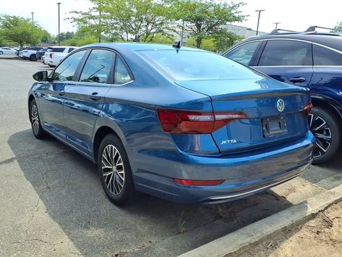 Used 2020 Volkswagen Jetta SE w/ SE Cold Weather Package FWD image 6