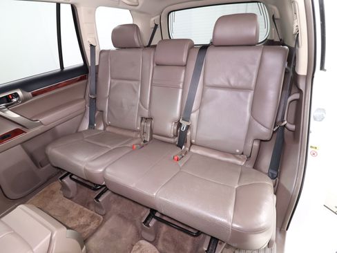 Used 2010 Lexus GX 460 image 20