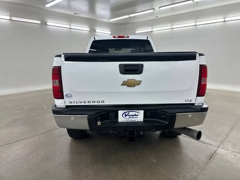 Used 2011 Chevrolet Silverado 2500 LTZ w/ Snow Plow Prep Package AWD/4WD image 10
