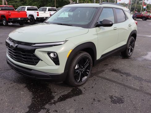 New 2026 Chevrolet TrailBlazer LT w/ Convenience Package FWD image 26