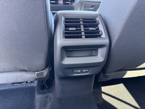 Certified 2025 Volkswagen Tiguan S AWD/4WD image 32