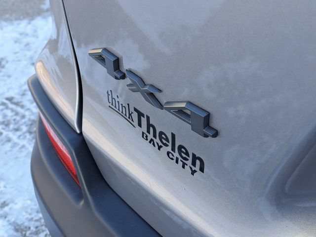 Used 2022 Jeep Cherokee Trailhawk AWD/4WD image 30