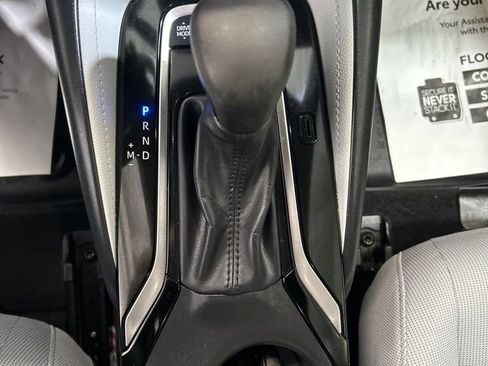 Used 2024 Toyota Corolla SE image 31