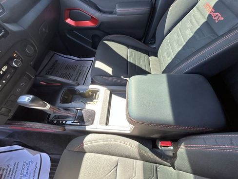 Used 2024 Nissan Frontier PRO-4X w/ Off-Road Protection Package image 27