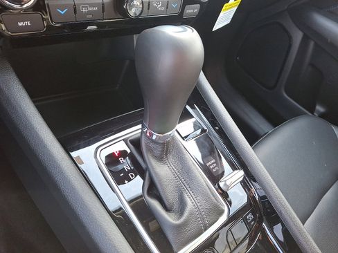 New 2026 Jeep Compass Limited AWD/4WD image 11