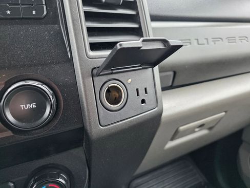 Used 2021 Ford F450 XL w/ Power Equipment Group image 47