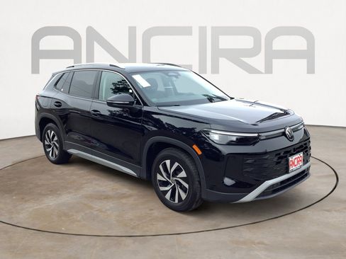 New 2026 Volkswagen Tiguan S FWD image 2
