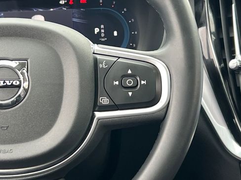 Used 2024 Volvo S60 B5 Core image 29