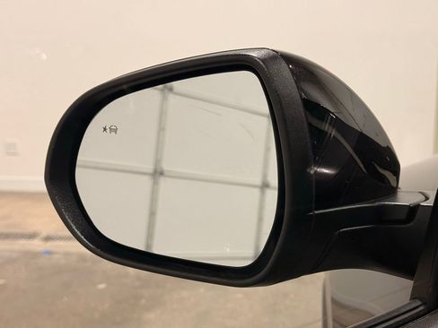 Used 2025 Buick Encore GX Preferred FWD image 12