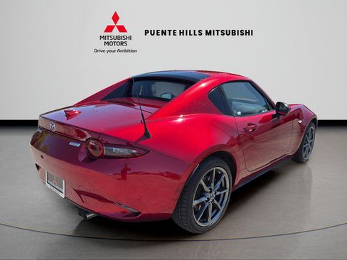 Used 2019 MAZDA MX-5 Miata RF Grand Touring RWD image 5
