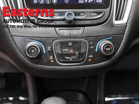 Used 2024 Chevrolet Malibu RS FWD image 19