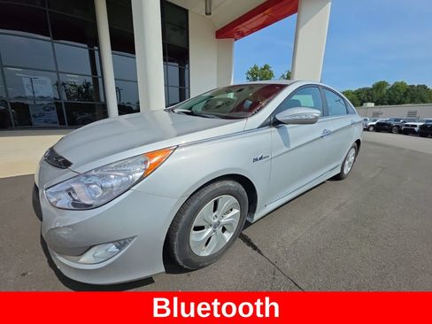 Used 2014 Hyundai Sonata Hybrid FWD image 2