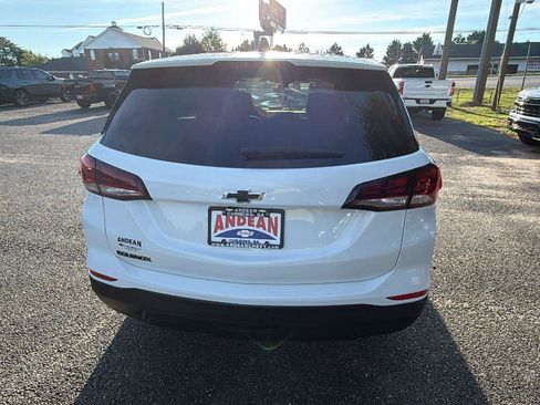 Used 2024 Chevrolet Equinox LS w/ LS Convenience Package FWD image 9