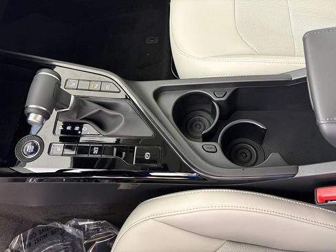 New 2026 Kia Niro EX w/ EX Premium Package FWD image 32