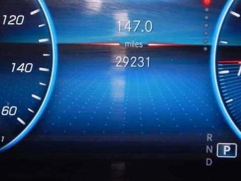 Used 2022 Mercedes-Benz GLE 350 4MATIC w/ AMG Line Exterior image 20