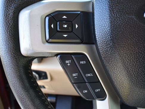 Used 2015 Ford F150 Lariat w/ Equipment Group 502A Luxury image 16