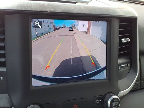 Used 2021 RAM 1500 Big Horn AWD/4WD image 14