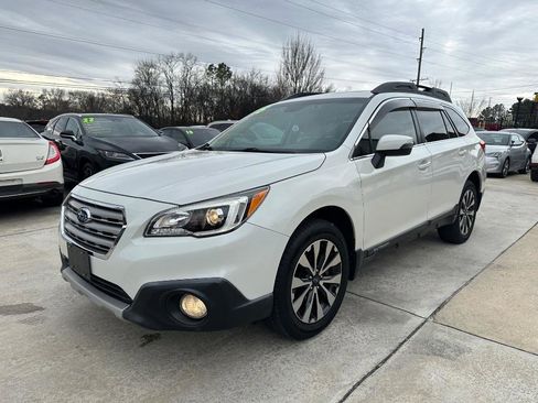 Used 2015 Subaru Outback 2.5i Limited image 19