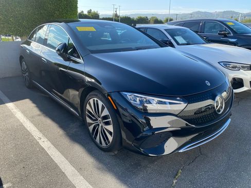 Used 2023 Mercedes-Benz EQE 500 4MATIC Sedan image 3