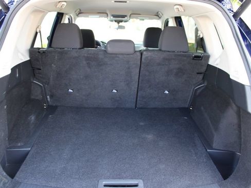 Used 2024 Nissan Rogue SV FWD image 29