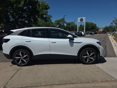 Used 2023 Volkswagen ID.4 Pro S AWD/4WD image 6