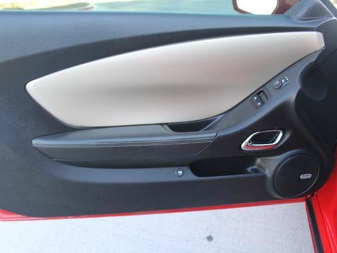 Used 2011 Chevrolet Camaro LT RWD image 10