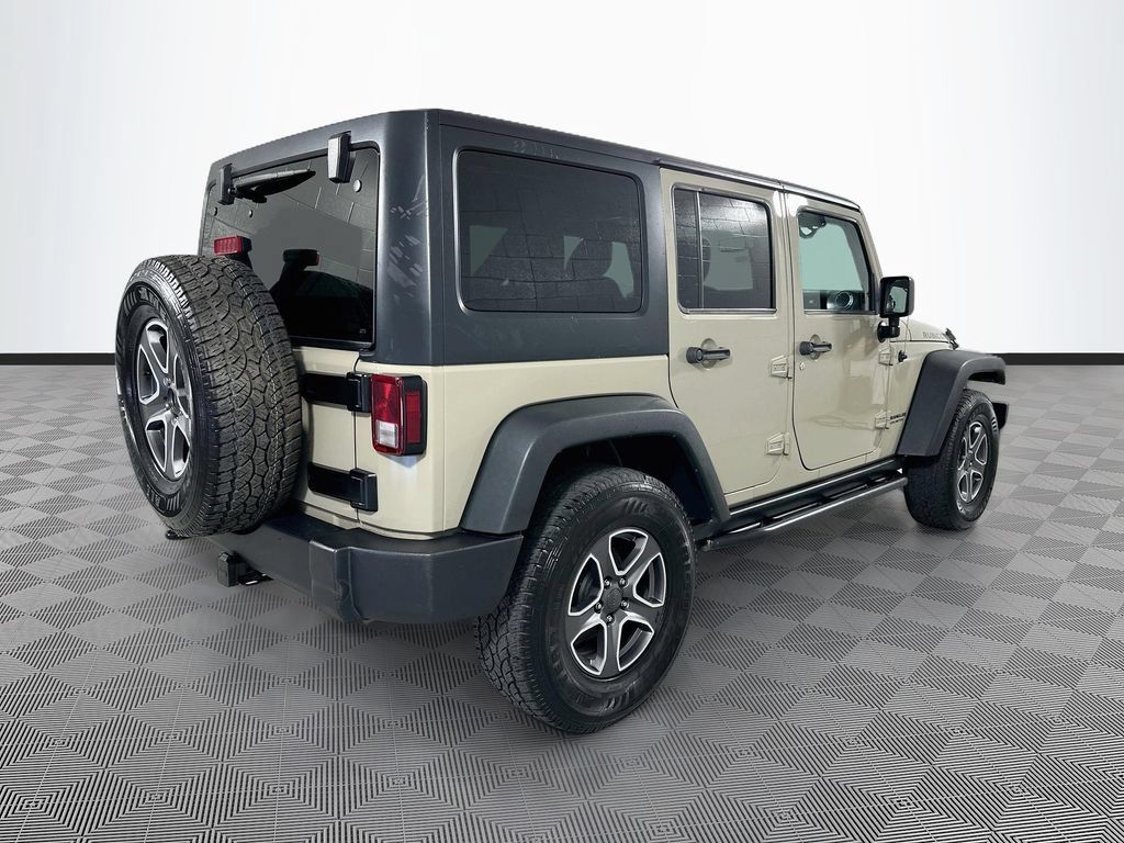 Used 2017 Jeep Wrangler Unlimited Rubicon w/ Connectivity Group AWD/4WD image 7