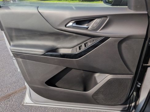 Certified 2025 Chevrolet Equinox LT w/ Safety and Technology Package AWD/4WD image 22