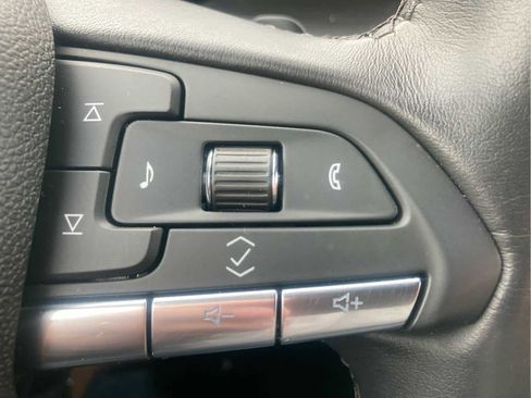 Certified 2024 Cadillac XT4 Premium Luxury image 22