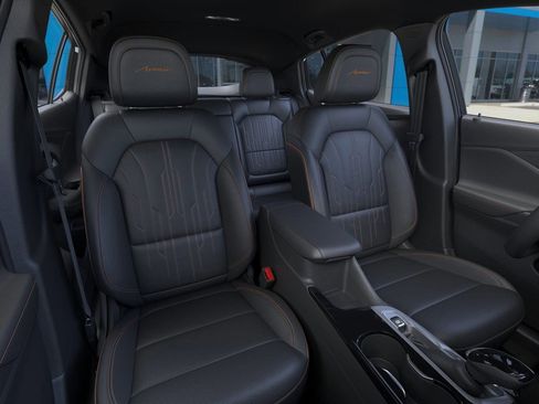 New 2026 Buick Envista Avenir image 16